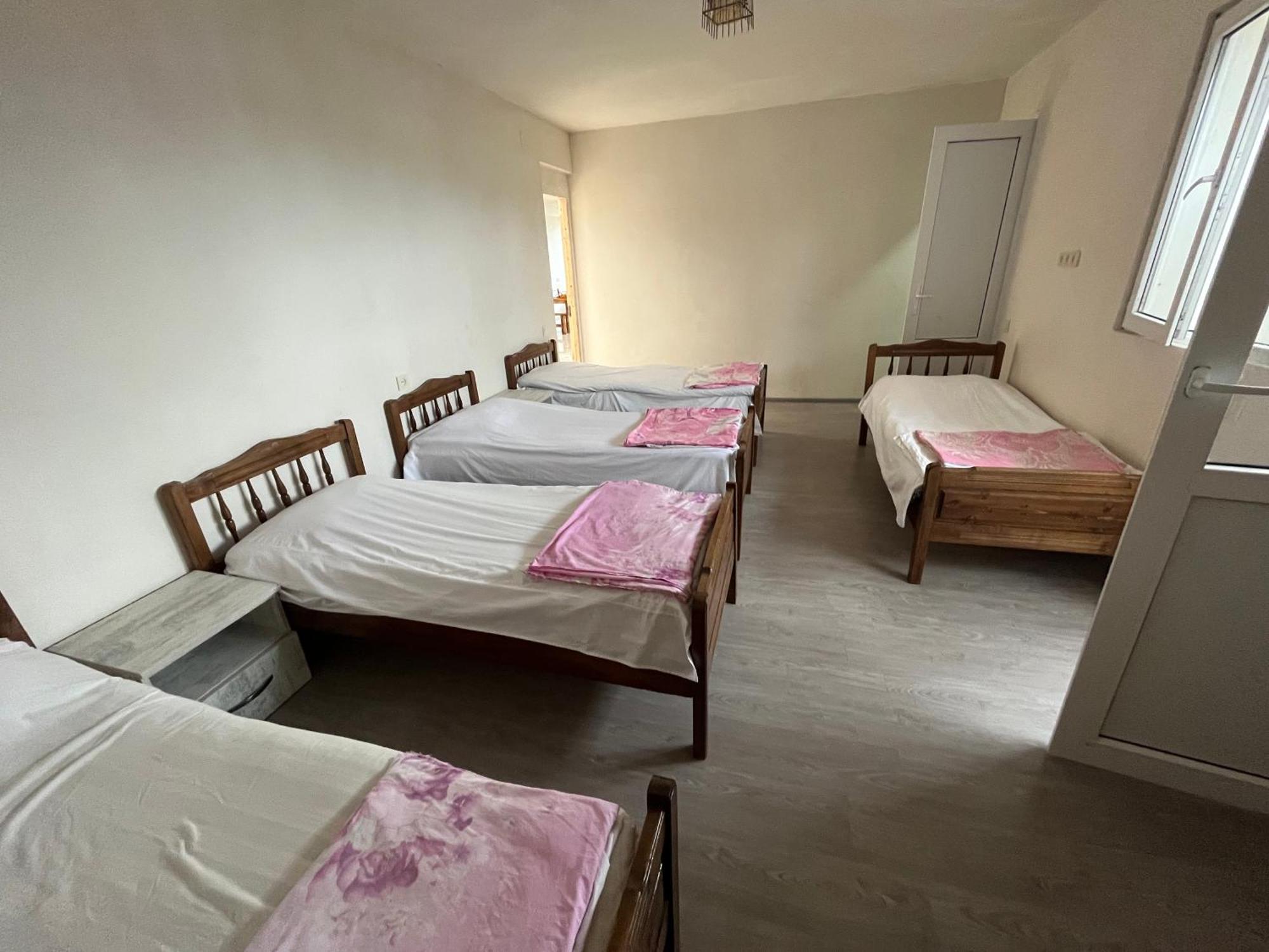 Ok Hotel Koboeleti Buitenkant foto